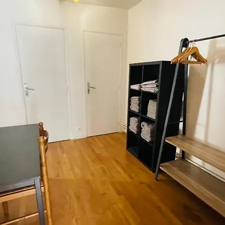 Holiday home Maison Independante Proche Paris Saclay, Massy *