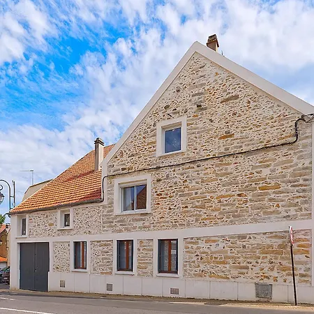 Maison Independante Proche Paris Saclay, Massy 펜션 *